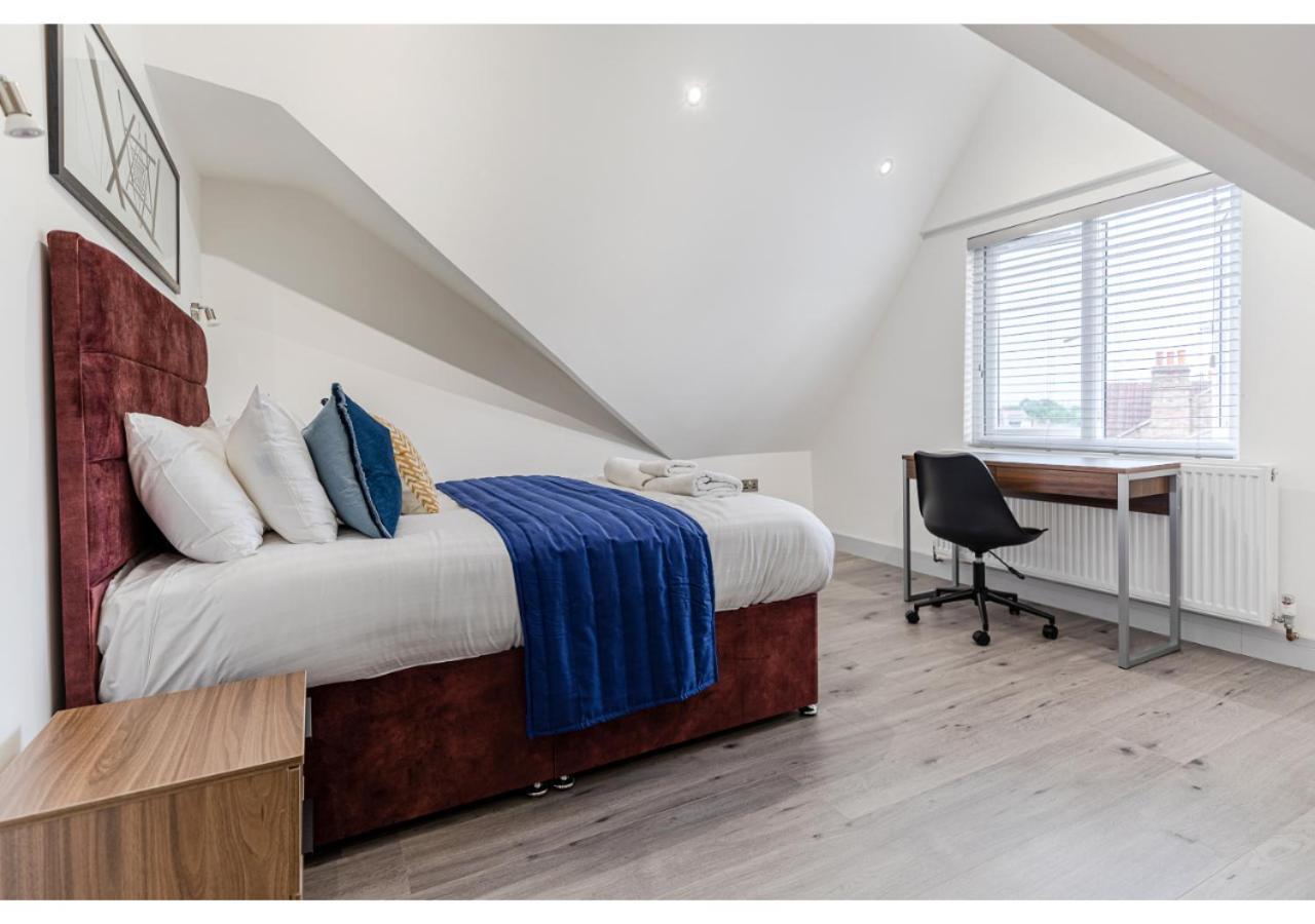 Cozy And Stylish 2 Bedroom Flat In Greater London Exterior foto